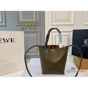 ブランド コピー 販売バッグ最高級ランクロゴが素敵LOEWE