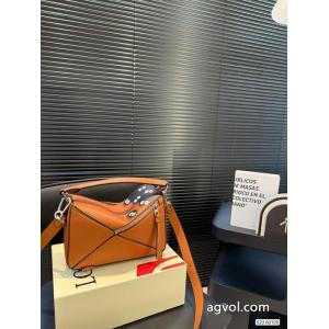 LOEWEバッグブランド 偽物 激安人気ブランド大人OK2026SS