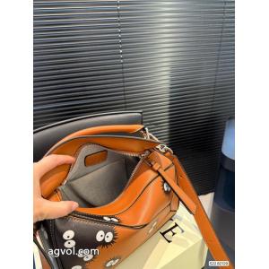 LOEWEバッグブランド 偽物 激安人気ブランド大人OK2026SS