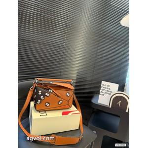 LOEWEバッグブランド 偽物 激安人気ブランド大人OK2026SS