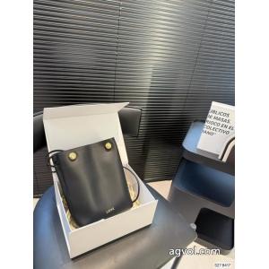 今季大人気のデザイン完売必須ブランド コピー s 級LOEWEバッグ
