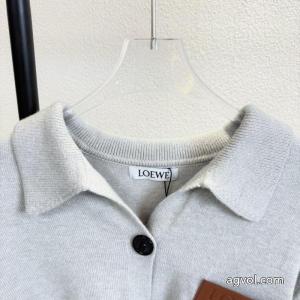LOEWEロエベ胸元ピールニットカーディガン