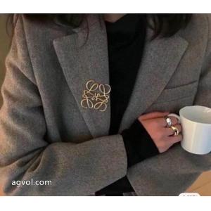 ロエベ LOEWE如意結び目幾何学的新作ブローチbrooch