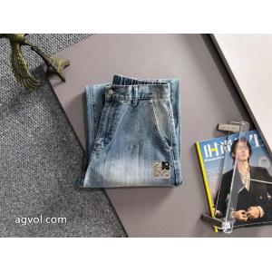 肌触りが良い 毎年流行り定番アイテムおすすめ 肌触り最高ジーンズLOEWEブランド スーパー コピー 優良店