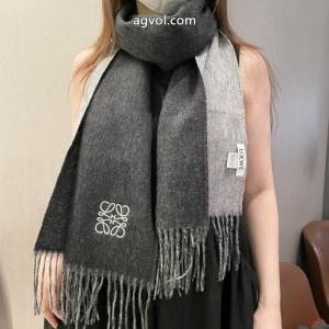 マフラーLOEWE通販限定商品 存在感を発揮する 素敵 スーパー コピー 安心