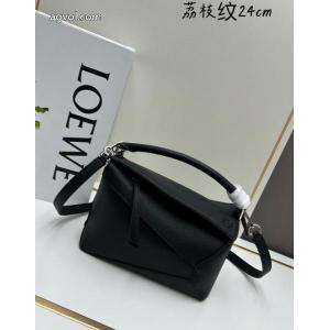 包包最安価格新品 セールで入手! 人気の秋冬新作再登場LOEWEブランド 品 激安 通販.