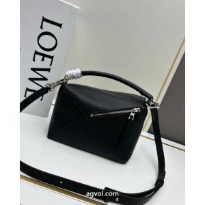 包包最安価格新品 セールで入手! 人気の秋冬新作再登場LOEWEブランド 品 激安 通販.