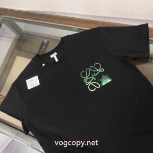 TシャツLOEWE肌触りの良い着心地抜群新作 注目冬新作 当店大人気ブランド 偽物