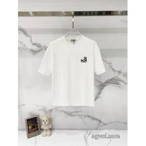 ロエベ数量限定 2026年秋冬流行ファッション お得な偽物 通販 Tシャツ