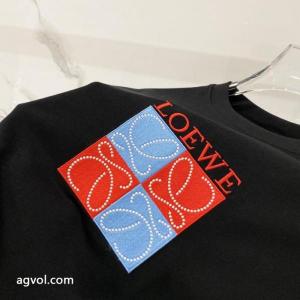 ロエベTシャツコピー ブランド 販売カラバリ豊富 爆買いお得 清潔感で洗練され