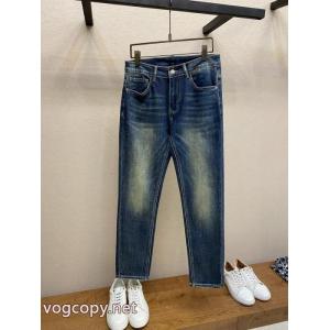ジーンズロエベ最高品質 上質な素材採用 話題の商品ブランドスーパーコピー2026