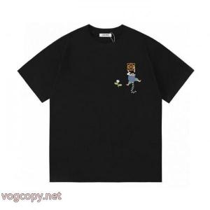 Tシャツ高級感を演出 洗練された印象 大胆にLOEWE激安 通販 専門