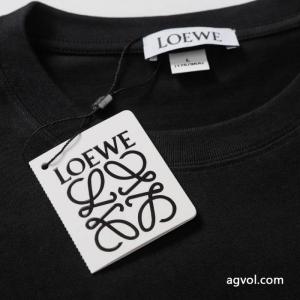 憧れの 海外セレブ定番愛用  完売必至半袖TシャツLOEWE偽 ブランド 通販