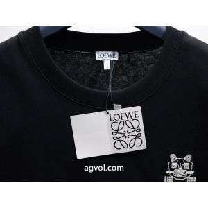 最安値激しい争奪戦 有名な 人気ブランドの秋冬新色ブランド コピー  半袖TシャツLOEWE
