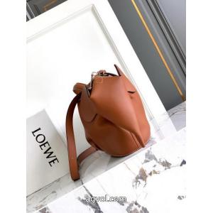 LOEWE    バッグブランド スーパー コピー 店舗デザイン性の高い ファッションCap 最新のアイテム.
