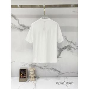 LOEWEブランド コピー 品半袖Tシャツ早期完売 大人気アイテム 夏大人気のアイテム