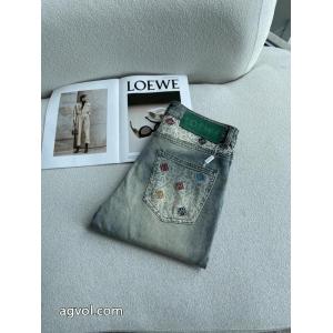 VIPセールで破格 新入荷アイテムの通販 主役になる存在感   ブランド 偽物 激安LOEWEジーンズ