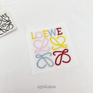 ロエベブランド スニーカー 激安最高ランク 2026新発売 上品で優しい雰囲気に半袖Tシャツ
