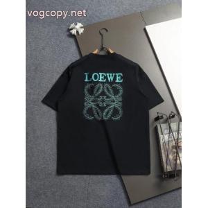 偽物 通販大人っぽい雰囲気 旬デザイン 特別感のあるLOEWE半袖Tシャツ
