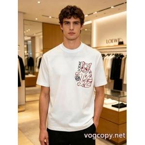 半袖TシャツLOEWEブランド コピー 優良ついに登場 2026最新コラボ完売間近 上質  