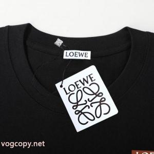高級感演出 ユニークなデザイン 最新作正規品半袖TシャツLOEWEブランド 偽物 通販
