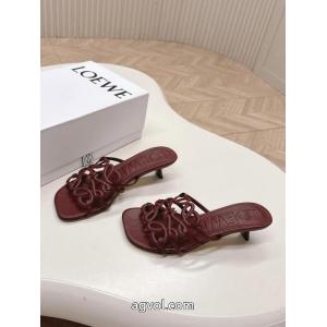 ロエベクリスマスプレゼントにも セールで破格 春夏爽やかな新作が流行りブランド コピー 販売 店ブーツ..