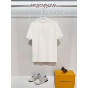 ブランド 偽物 激安 通販専用携帯ケース 即日対応 有名人愛用半袖TシャツLOEWE