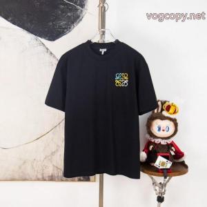 半袖Tシャツ大胆なチェックの人気トレンド 夏らしい品格が漂う 2026新作ブランド 偽物 激安LOEWE
