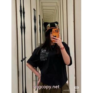 半袖Tシャツロエベ2026年夏の王道ブランド！ 人気爆発新作登場 26新品*最安値保証スーパー ブランド コピー
