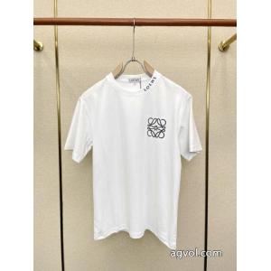 偽 ブランドLOEWE大人気商品再入荷! 肌热い季節に欠かせない 大絶賛！ 半袖Tシャツ
