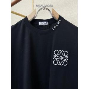 偽 ブランドLOEWE大人気商品再入荷! 肌热い季節に欠かせない 大絶賛！ 半袖Tシャツ