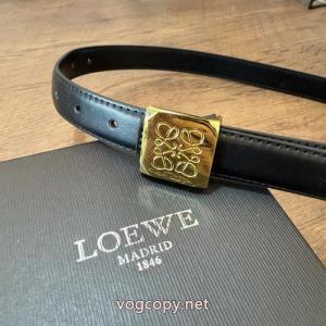 大人気で争奪戦 一番人気限定アイテム 魅力のLOEWEベルトブランド コピー 激安