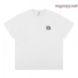 LOEWEコピー 商品 販売半袖Tシャツ時代の風潮 絶妙な新商品 2026