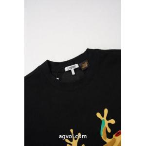 大人気再入荷セール 印象になって 美しいデザインLOEWE半袖Tシャツ激安 ブランド 通販