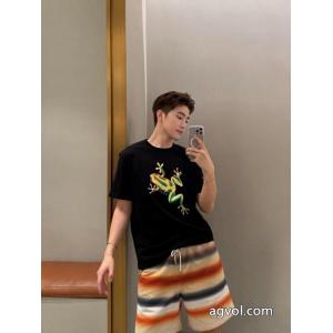 大人気再入荷セール 印象になって 美しいデザインLOEWE半袖Tシャツ激安 ブランド 通販