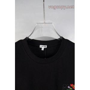 コピー 商品 ブランド人気急上昇中 夏季新作品 爆発的人気　再入荷半袖TシャツLOEWE