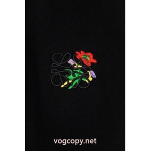 コピー 商品 ブランド人気急上昇中 夏季新作品 爆発的人気　再入荷半袖TシャツLOEWE