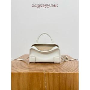 きれいめな印象 人気モデル 大人気定番ロエベバッグブランド 品 激安 通販.