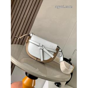 2026限定モデル 新しい品質保証 大特価2026バッグ偽 ブランド 購入LOEWE..