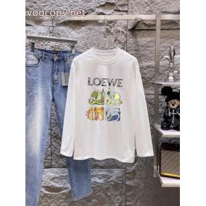 長袖Tシャツブランド コピー バック今年人気定番新作 旬の気分を絶妙に 爆買い定番人気LOEWE