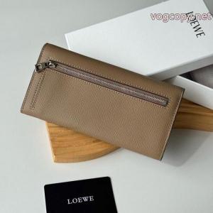 財布ブランド 激安LOEWE2026年度 ブランド新作を先取り 時間は有限セール