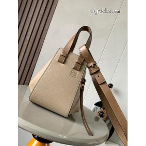 LOEWE上質上品 便利な定番アイテム 万能アイテムバッグスーパー コピー 販売.