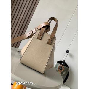 LOEWE上質上品 便利な定番アイテム 万能アイテムバッグスーパー コピー 販売.