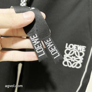 スラックスLOEWE最新2026 高級品 デザイン性抜群コピー ブランド 通販