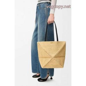 ブランド 偽物 激安 通販LOEWEバッグおすすめ/オススメ 最安値で超HOT 今からの季節にピッタリ！ .