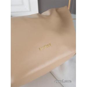 今年人気アイテム クリスマス人気商品 人気爆だんな売れ筋！ブランド スーパー コピー 店舗バッグLOEWE.