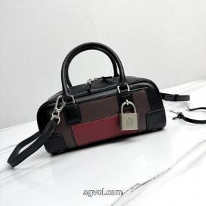 ブランド 偽物 通販最高品質かつ最安値 冬に絶対使える限定的 日本未入荷バッグロエベ.