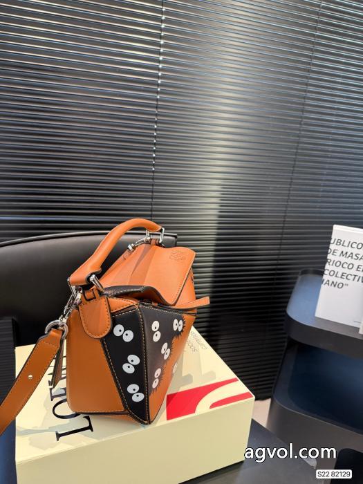 LOEWEバッグブランド 偽物 激安人気ブランド大人OK2025SS 1