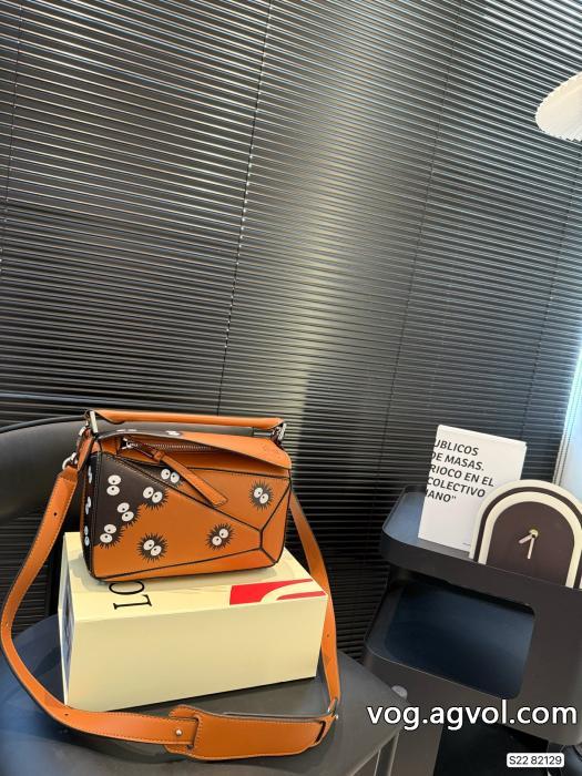 LOEWEバッグブランド 偽物 激安人気ブランド大人OK2025SS 0