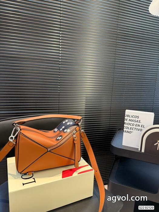 LOEWEバッグブランド 偽物 激安人気ブランド大人OK2025SS 3